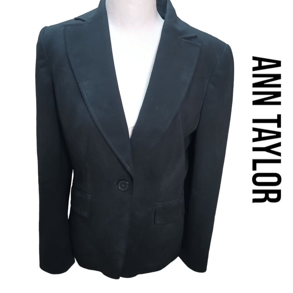 ANN Taylor Woman's Blazer size